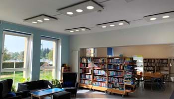 Die Nauener Bibliothek mit Lesesaal