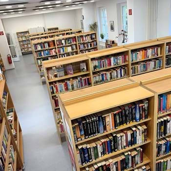 Bibliothek bietet kontaktlose Ausleihe an