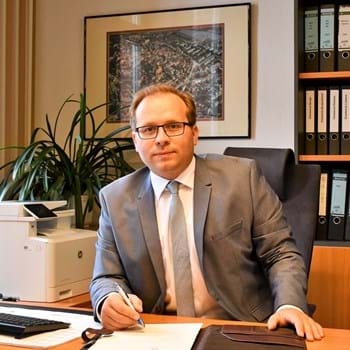 Nauens Bürgermeister Meger übt scharfe Kritik an Impfstoff-Lieferungsstopp