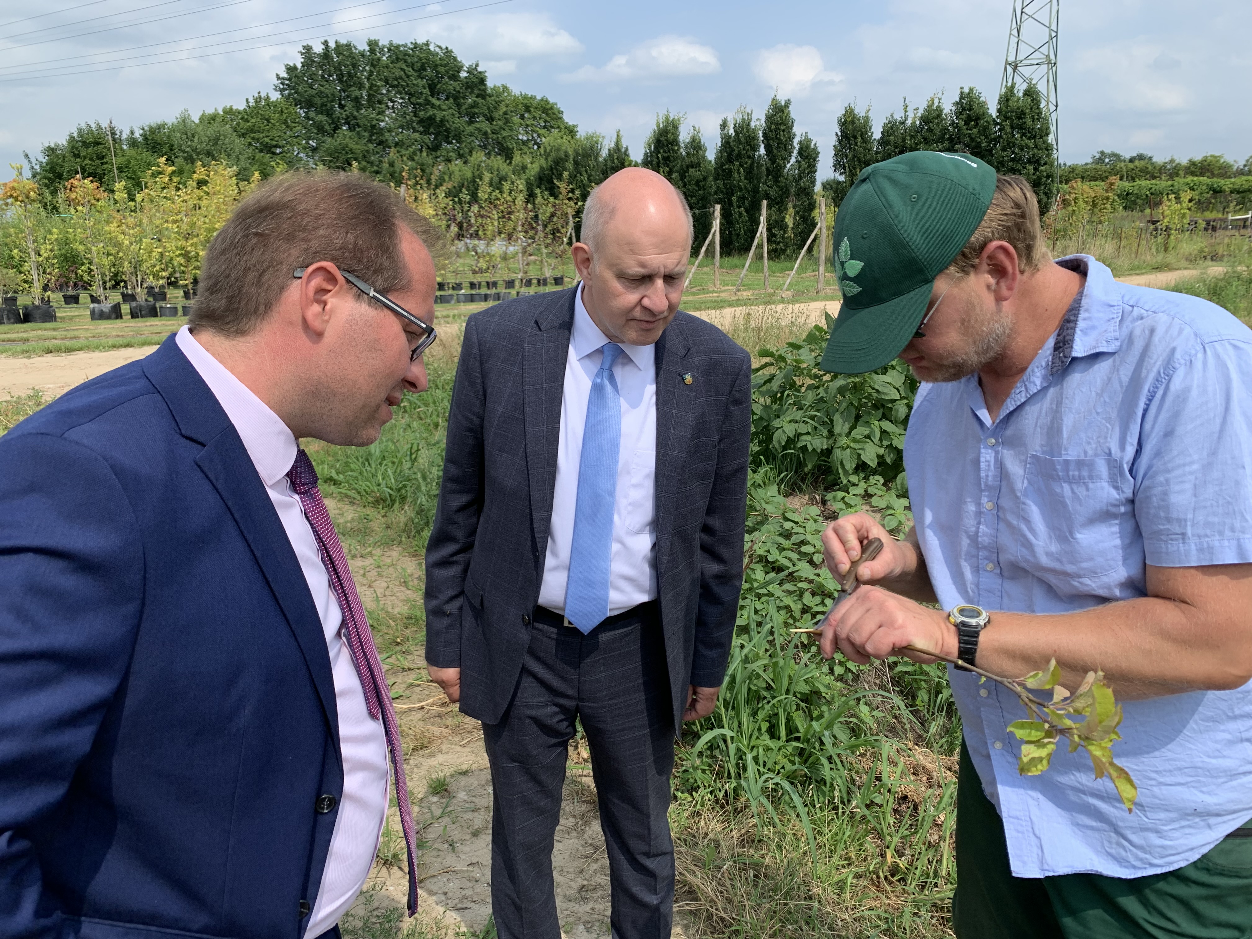 Landrat auf Tour - Ortsbesuch von Roger Lewandowski in Nauen