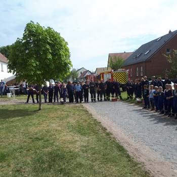 Tietzower feiern mit ihrer Feuerwehr