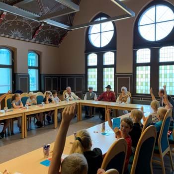 Bunte Bürgermeistersprechstunde im Rathaussitzungssaal