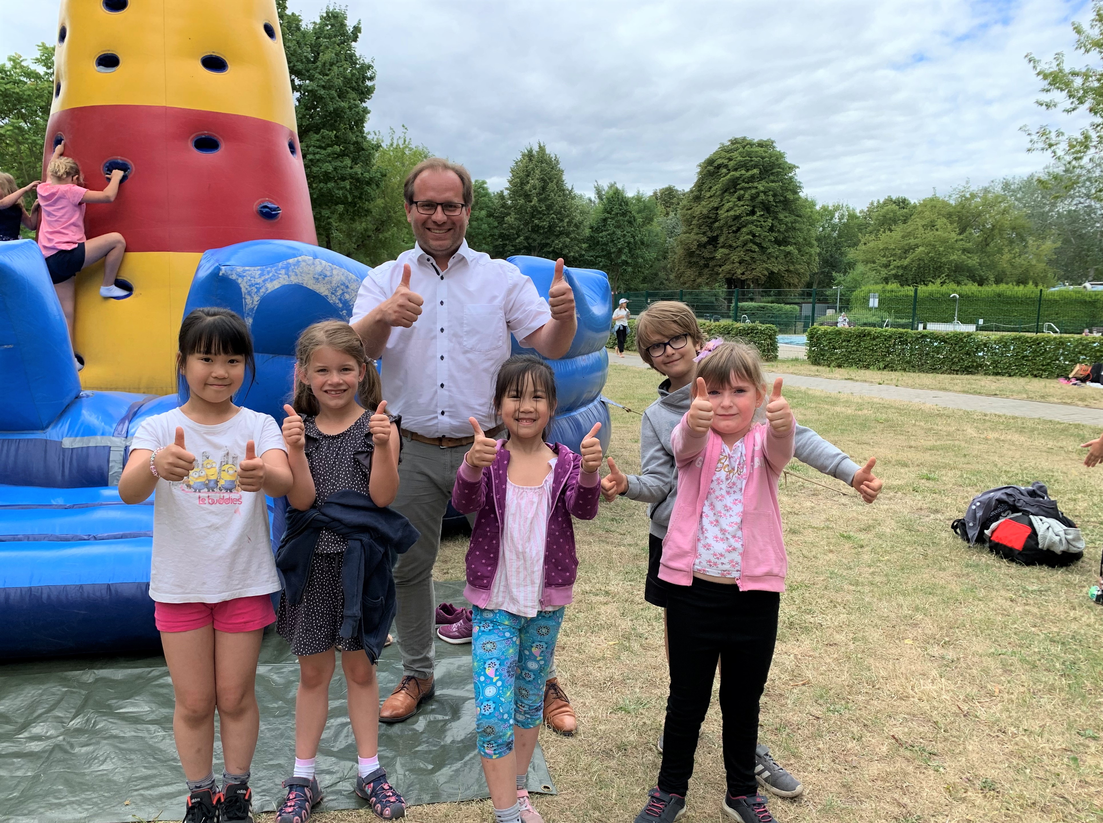 Zeugnisfete heißt Ferienbeginn!