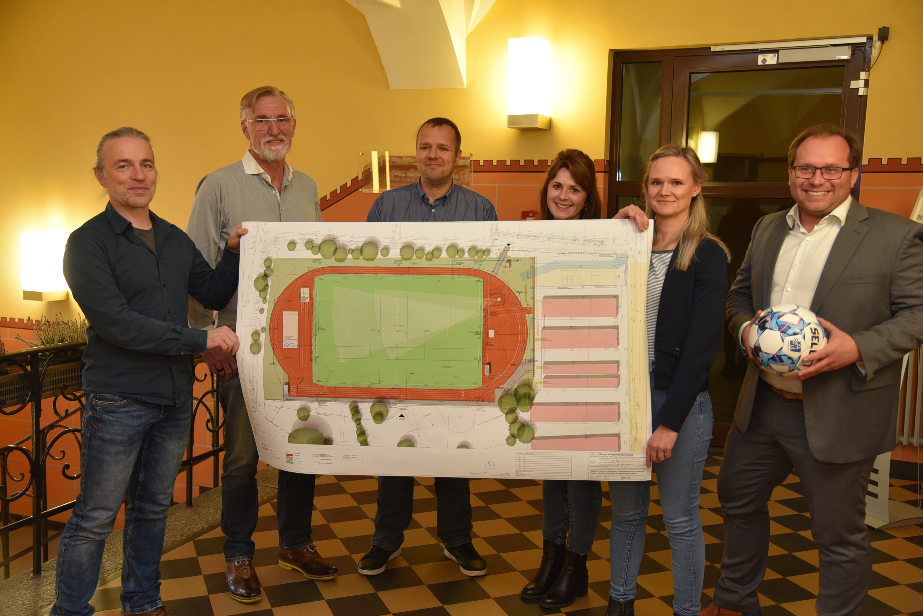 Unterzeichnung des Planungsauftrags für die Sportanlage im Dr. Georg Graf von Arco Schulzentrum