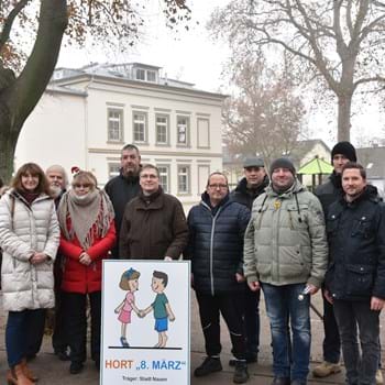 Adventskaffee im Hort „8. März“ - Charme der alten Stadtvilla beeindruckt auch heute noch große und kleine Gäste