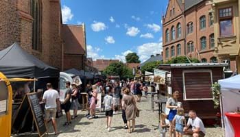 Street-Food-Festival auf dem Martin-Luther-Platz im Sommer 2022
