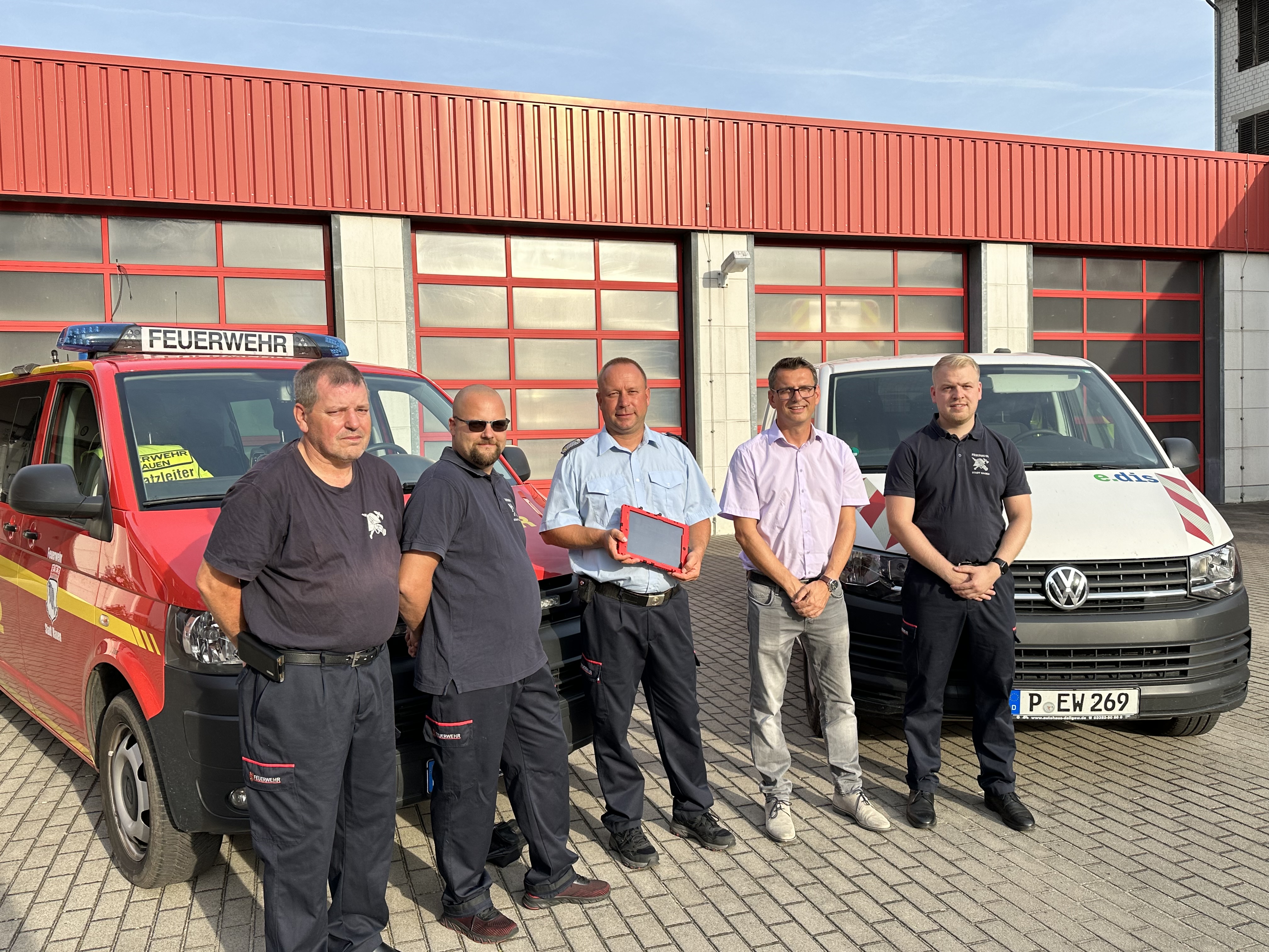 E.DIS sensibilisiert ehrenamtliche Helfer zu elektrischen Gefahren im Einsatz