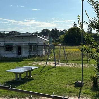 Dorfgemeinschaftshaus nimmt Formen an – Baufortschritt im Plan