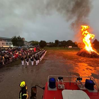 21. Laternenfest in Nauen: Stimmungsvoller Umzug trotz Dauerregen