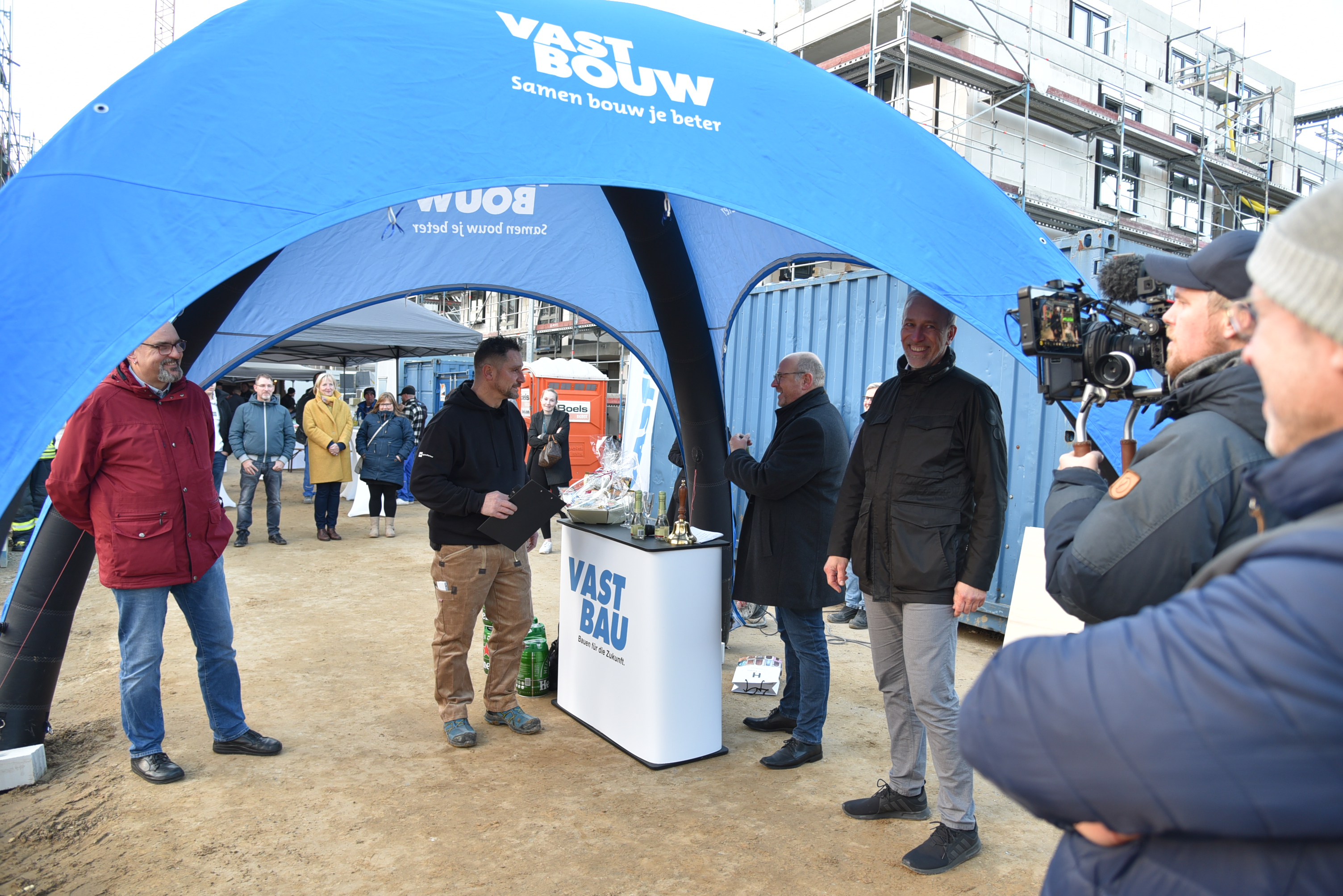 Vastbau: Richt- und Einweihungsfest in der Nauener „Südstadt“