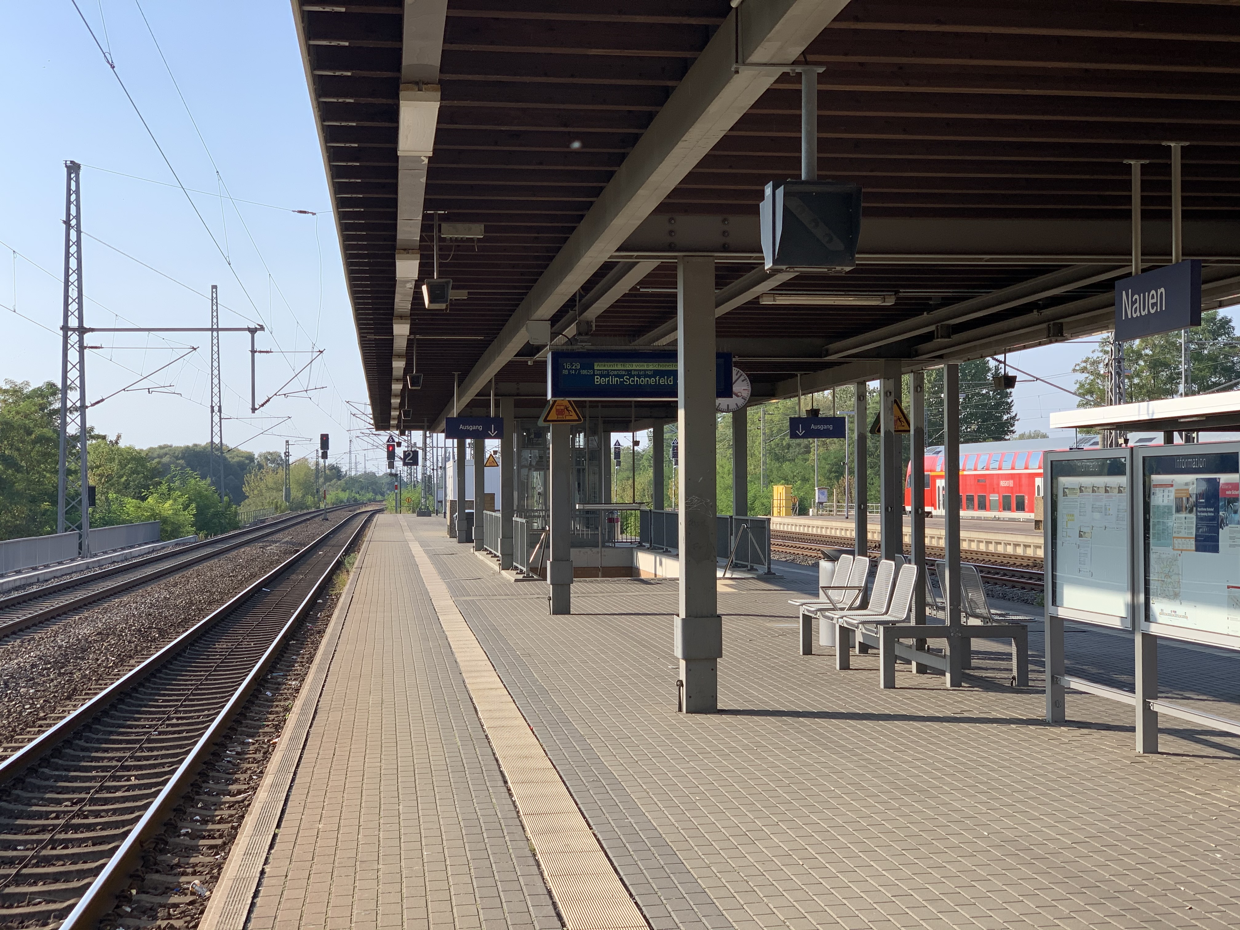 Vollsperrung der Strecke Berlin-Hamburg: Bürgermeister stellt Haltepunkt Groß Behnitz zur Debatte 