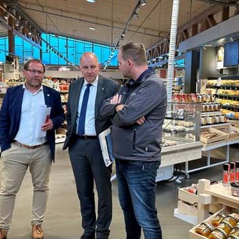 Landrat auf Tour - Landrat Lewandowski besucht wichtige Projekte in Nauen