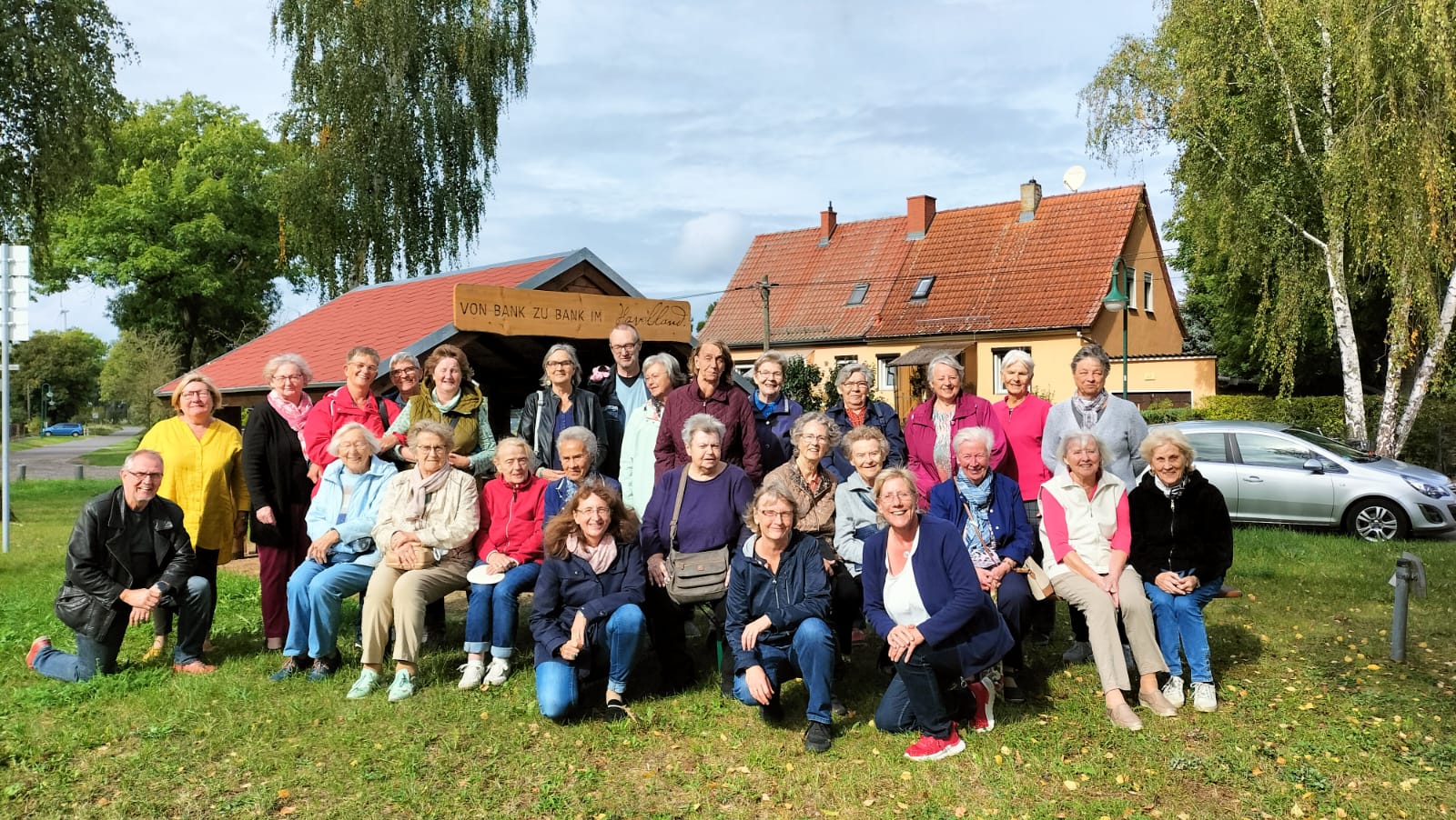 „Von Bank zu Bank rund um Nauen“ - Seniorinnen und Senioren informieren sich über Projekt des Demografie-Forums Havelland