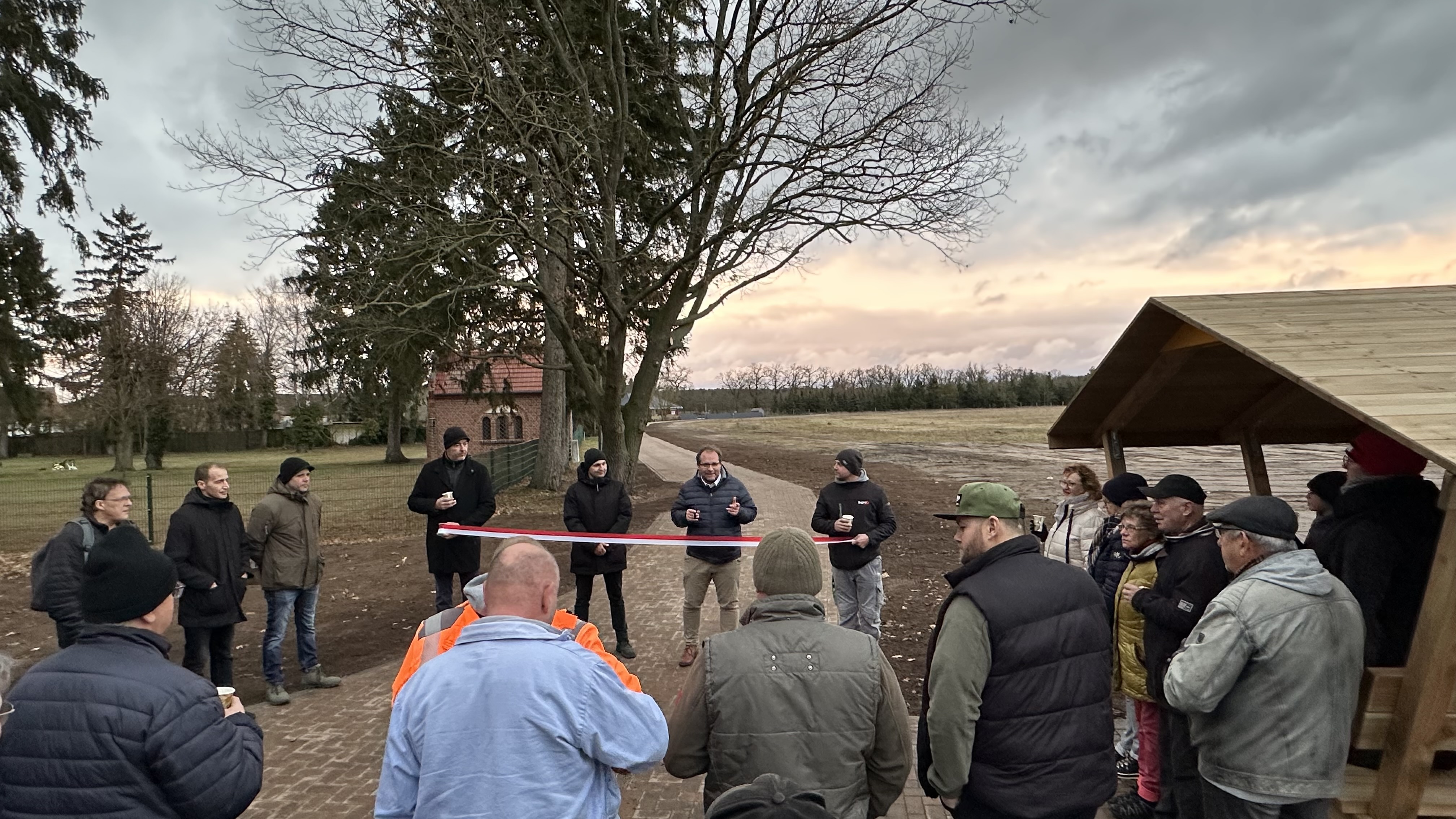 Feierliche Eröffnung: Sandplanweg in Tietzow eingeweiht