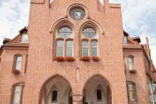 2_Rathaus_mit Kutsche.jpg