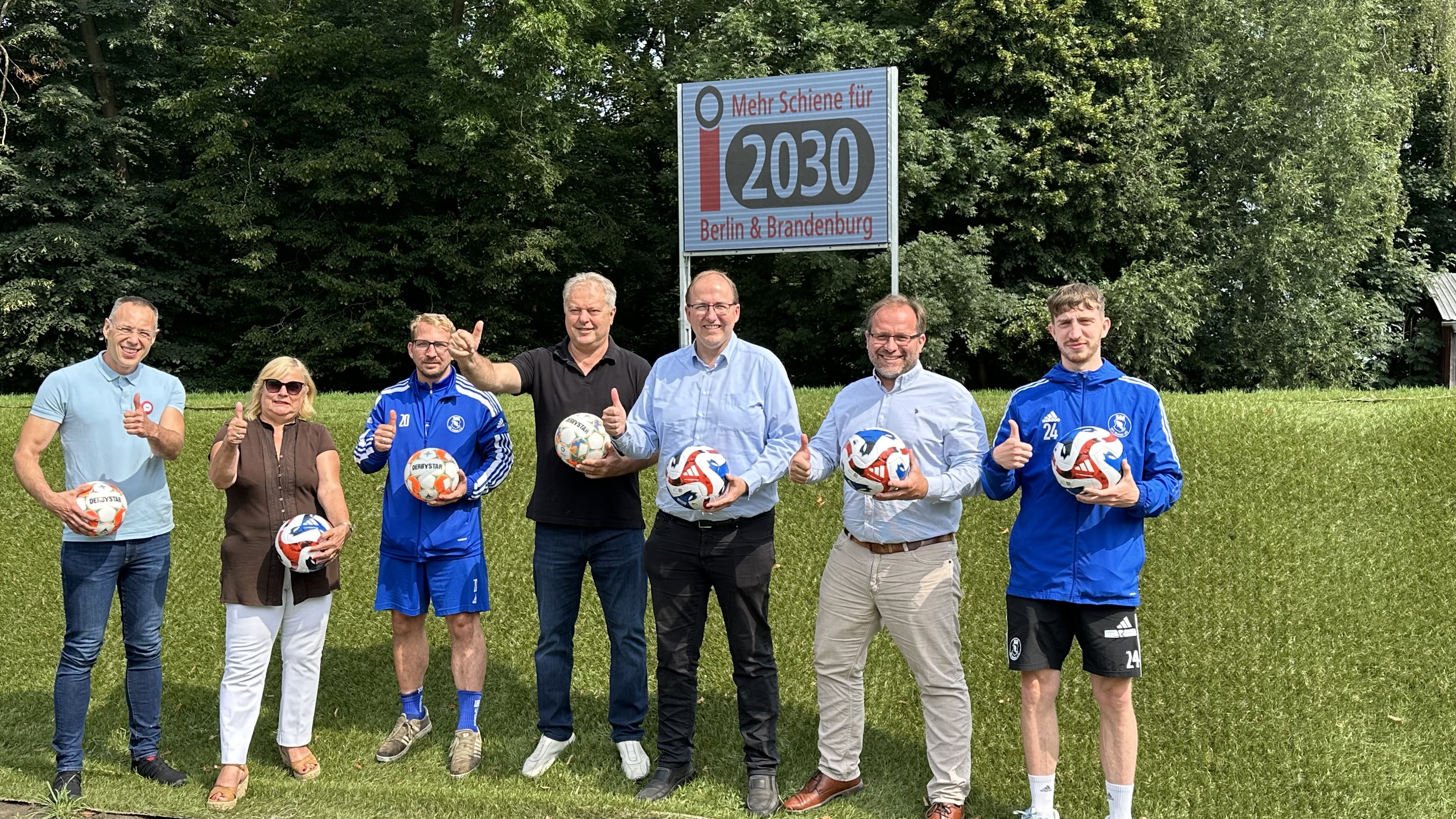 Kooperation zwischen Projekt i2030 und dem Fußballverein VfL Nauen e.V.