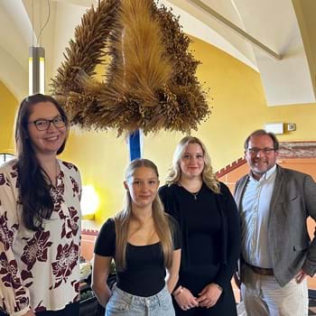 Stadt Nauen begrüßt neue Auszubildende im Rathaus