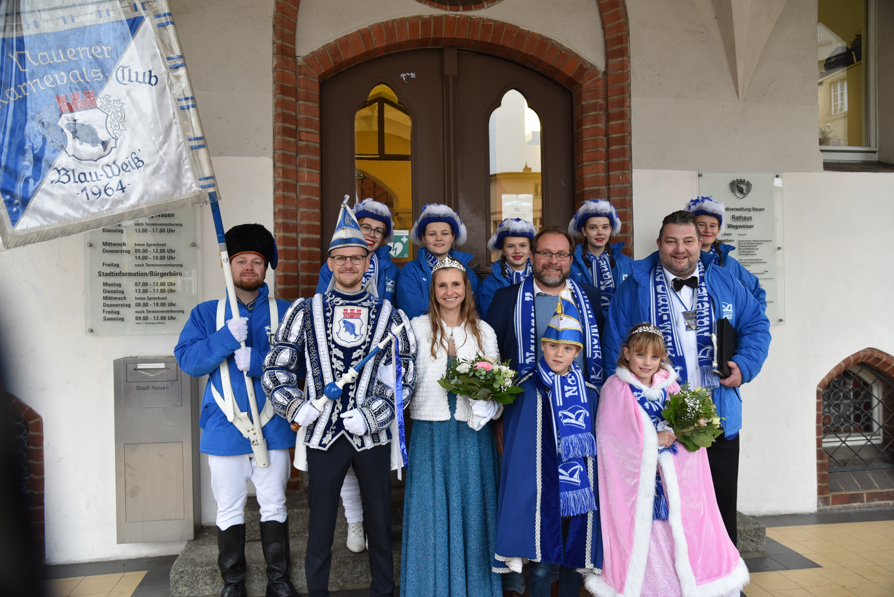 Trotz Nieselregen: Die Nauener Jecken lassen sich den Start in die 62. Session nicht verregnen